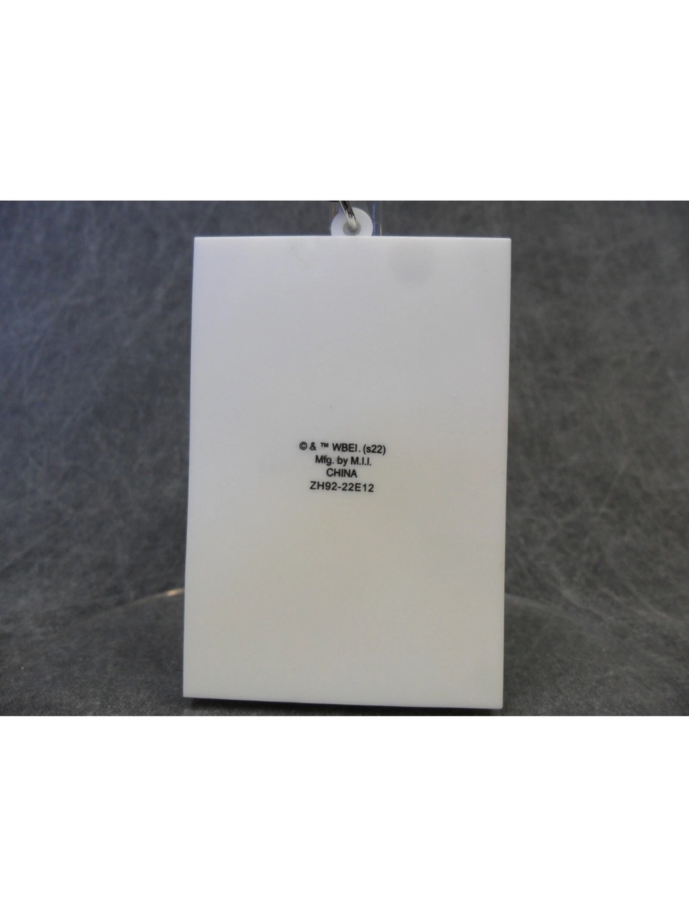 🇨🇦 NOW $15☘️ IT Pennywise Horror Movie Poster Chase Halloween Toy Bag Clip - Picture 3 of 3